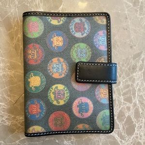 Dooney & Bourke wallet